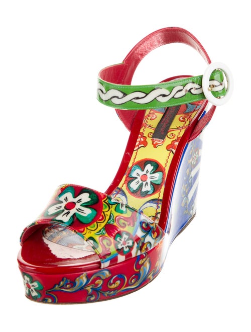 Dolce & Gabbana Carretto Print Patent Leather Sandals