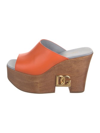 Dolce & Gabbana Leather Slides