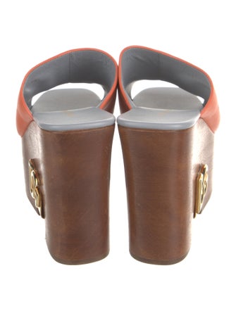 Dolce & Gabbana Leather Slides