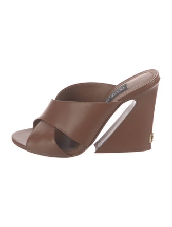 Dolce & Gabbana Leather Slides