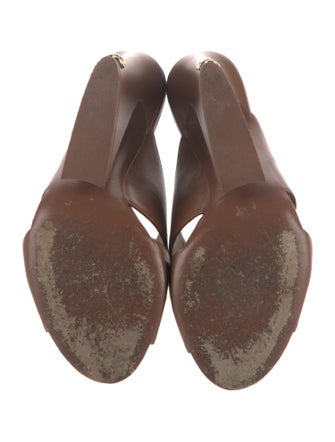 Dolce & Gabbana Leather Slides