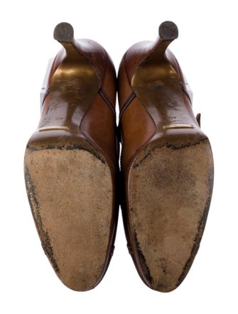 Dolce & Gabbana Leather Eyelet Trim Pumps