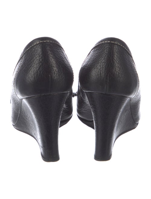 Dolce & Gabbana Leather Pumps