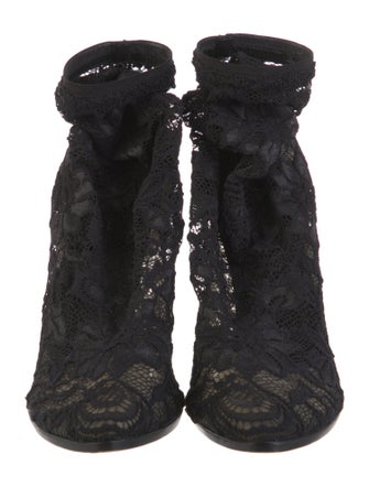 Dolce & Gabbana Lace Pumps
