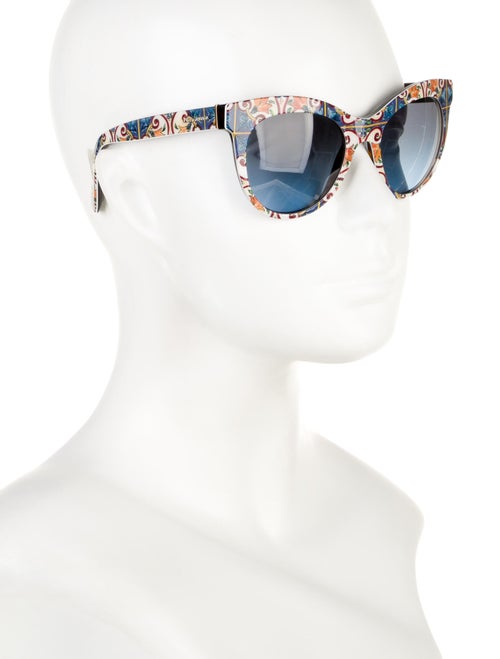 Dolce & Gabbana Oversize Tinted Sunglasses