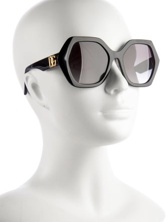 Dolce & Gabbana Oversize Tinted Sunglasses