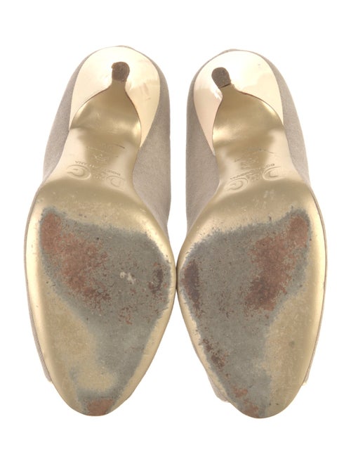 Dolce & Gabbana Canvas Pumps
