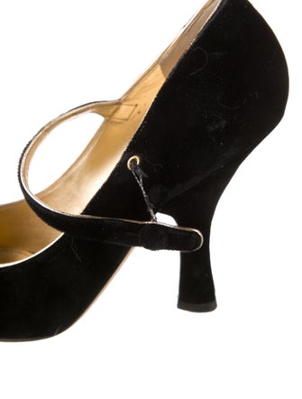 Dolce & Gabbana Velvet Embroidered Accent Pumps