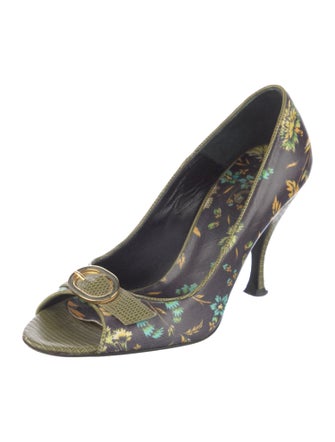 Dolce & Gabbana Leather Floral Print Pumps