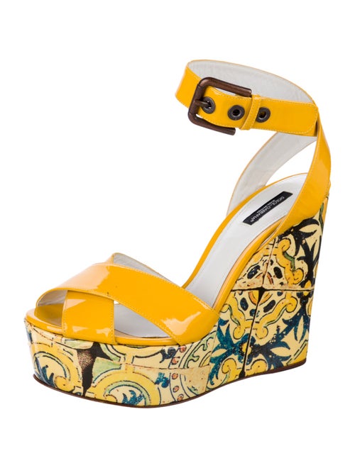 Dolce & Gabbana Patent Leather Printed Pumps