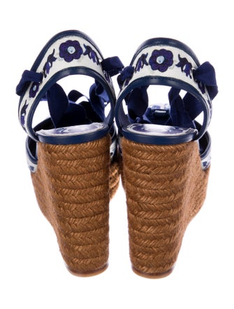 Dolce & Gabbana Printed Leather Trim Embellishment D'Orsay Pumps