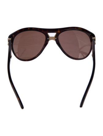 Dolce & Gabbana Oversize Tinted Sunglasses