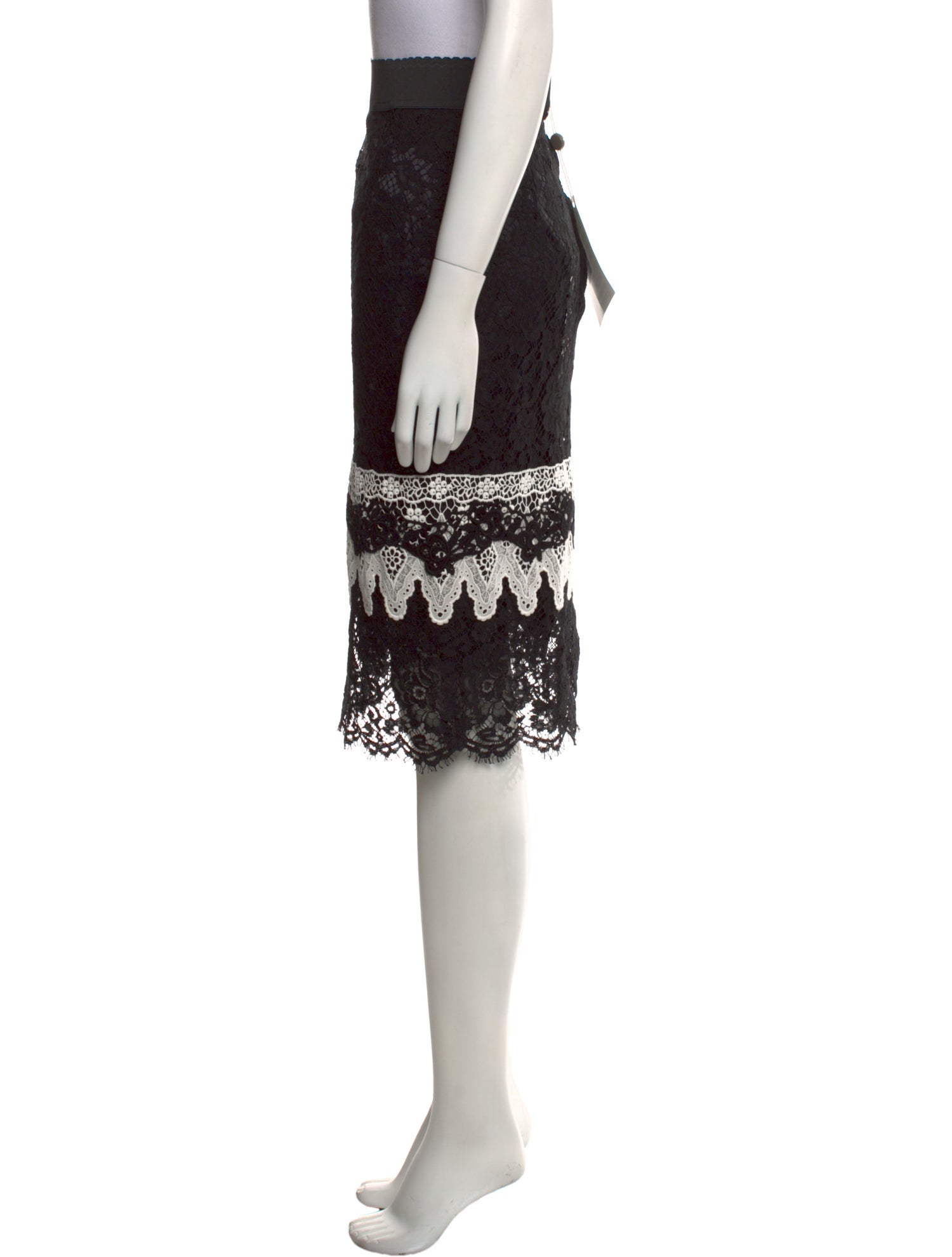 Dolce & Gabbana Lace Pattern Knee-Length Skirt