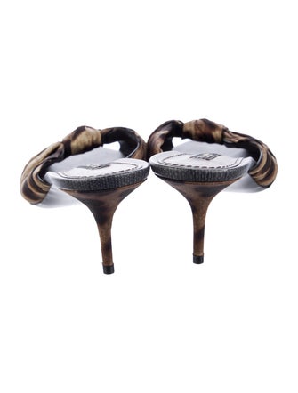 Dolce & Gabbana Animal Print Slides