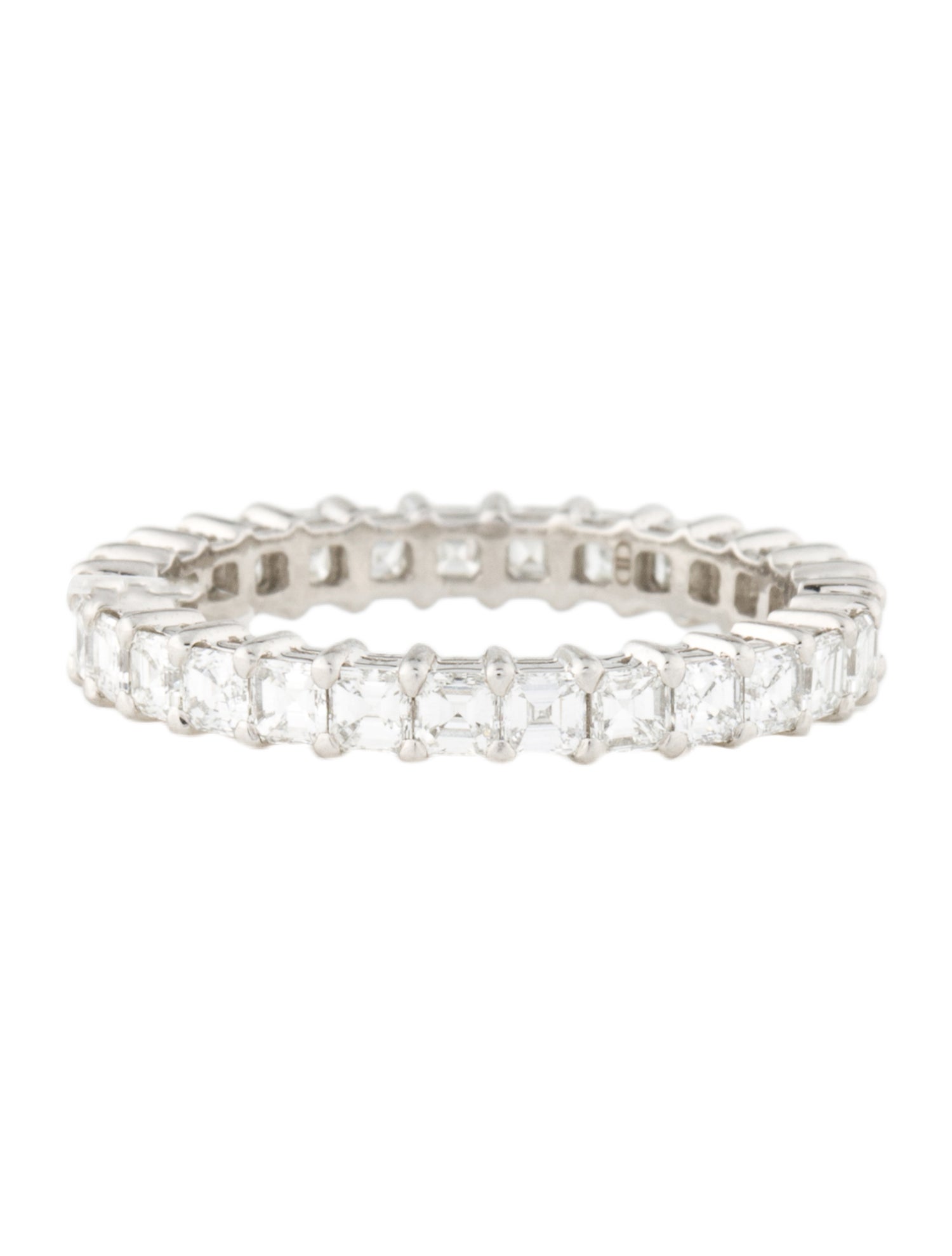 Daniella Design Platinum 1.86ctw Diamond Eternity Band