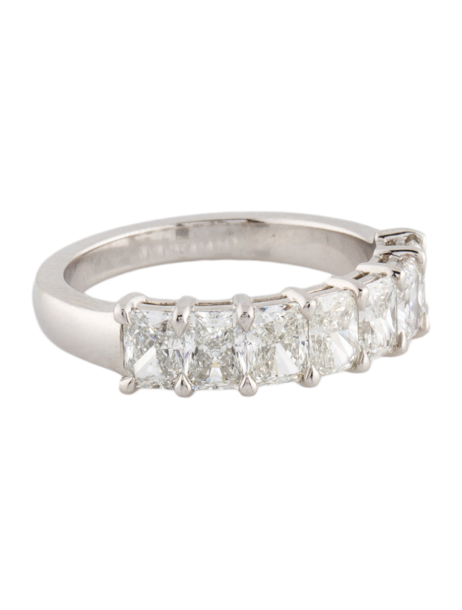 Daniella Design Platinum 2.19ctw Diamond Band
