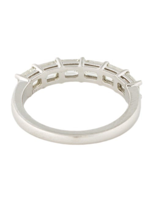 Daniella Design Platinum 1.51ctw Diamond Band Ring