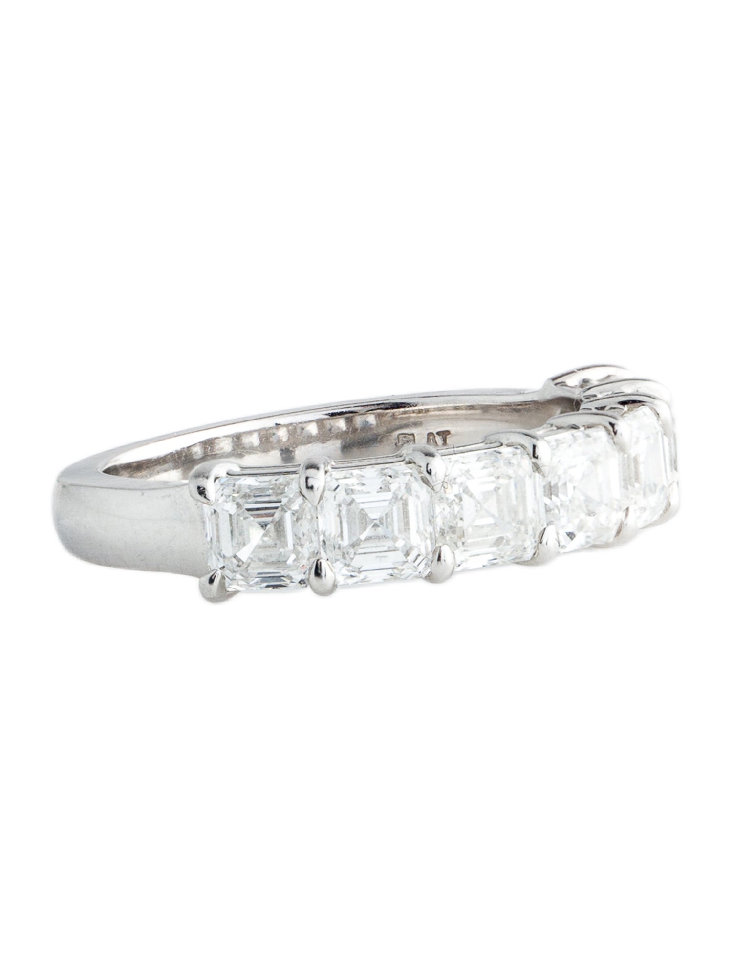 Daniella Design Platinum 2.87ctw Diamond Band