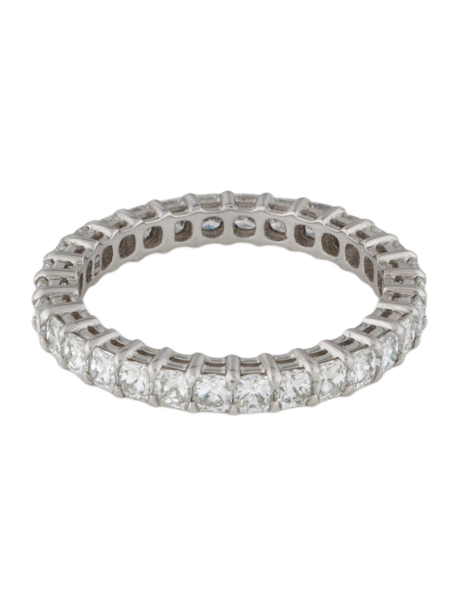 Daniella Design Platinum 1.74ctw Diamond Eternity Band
