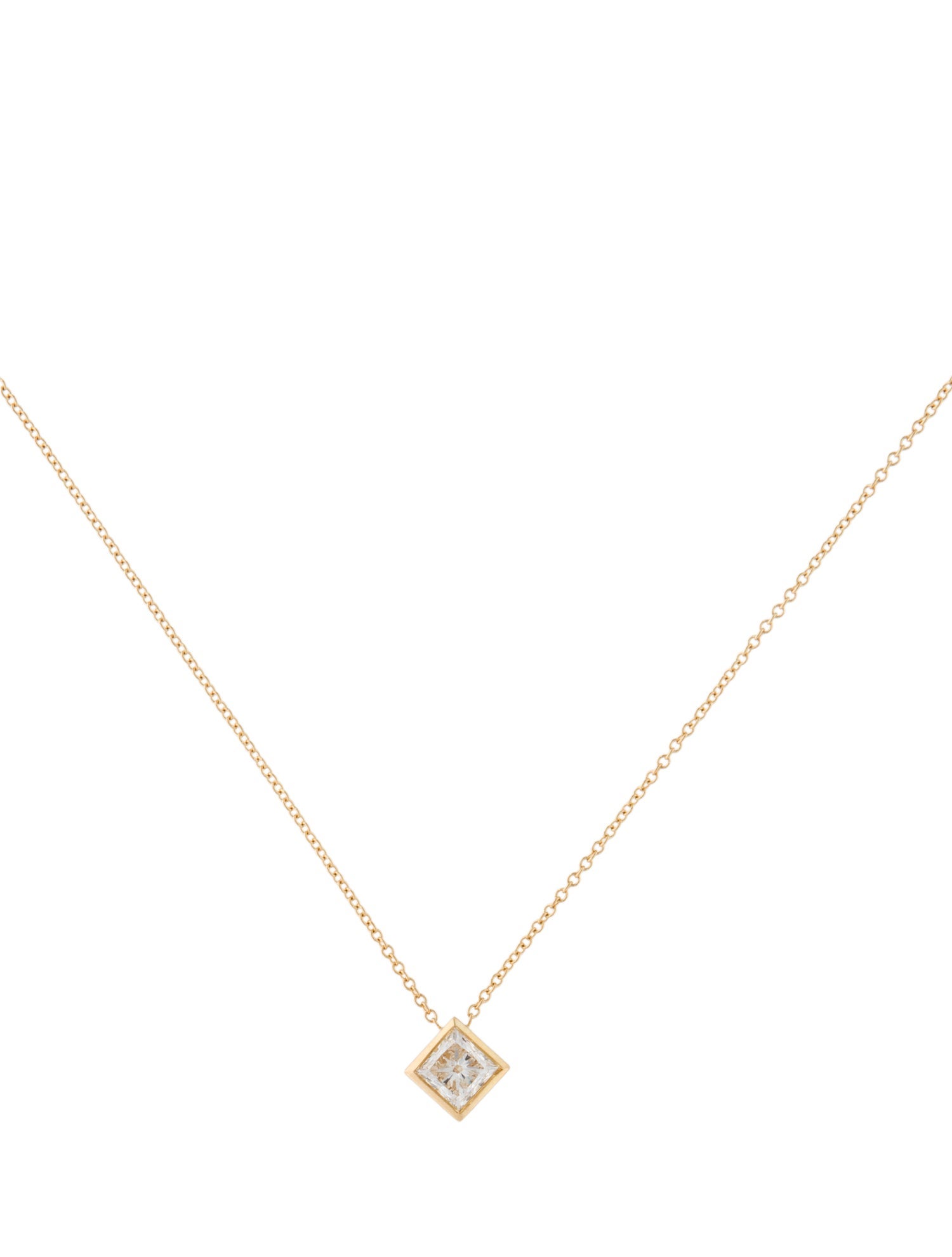 Daniella Design 18K Diamond Pendant Necklace