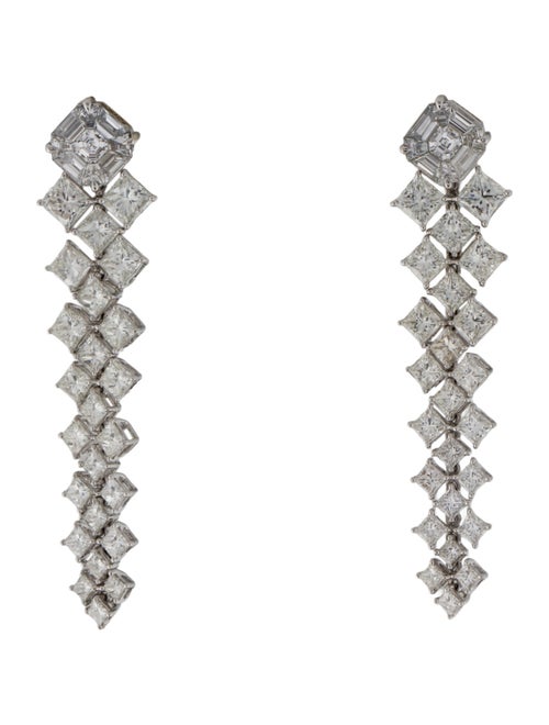 Daniella Design 18K 8.72ctw Diamond Drop Earrings