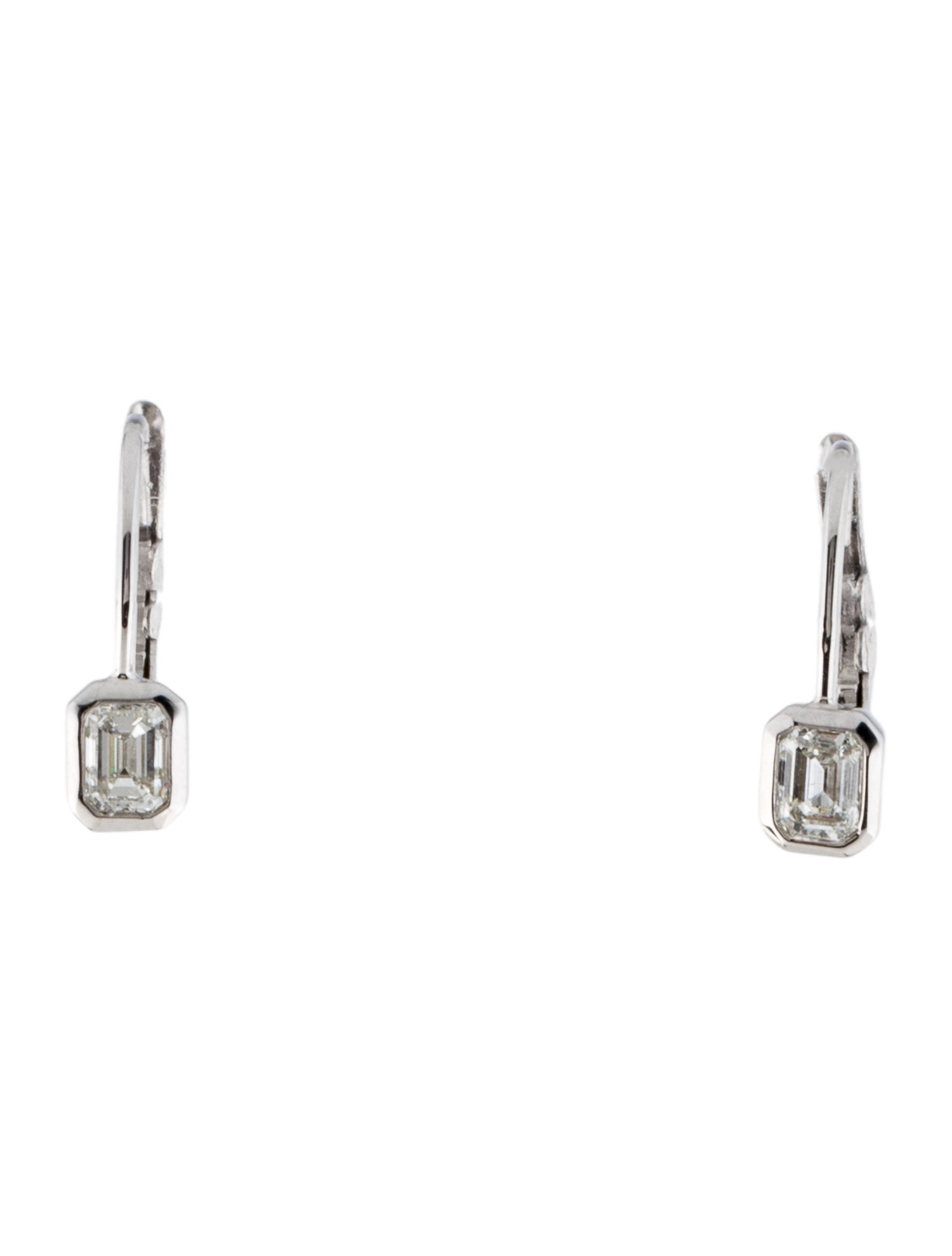 Daniella Design 14K Diamond Drop Earrings