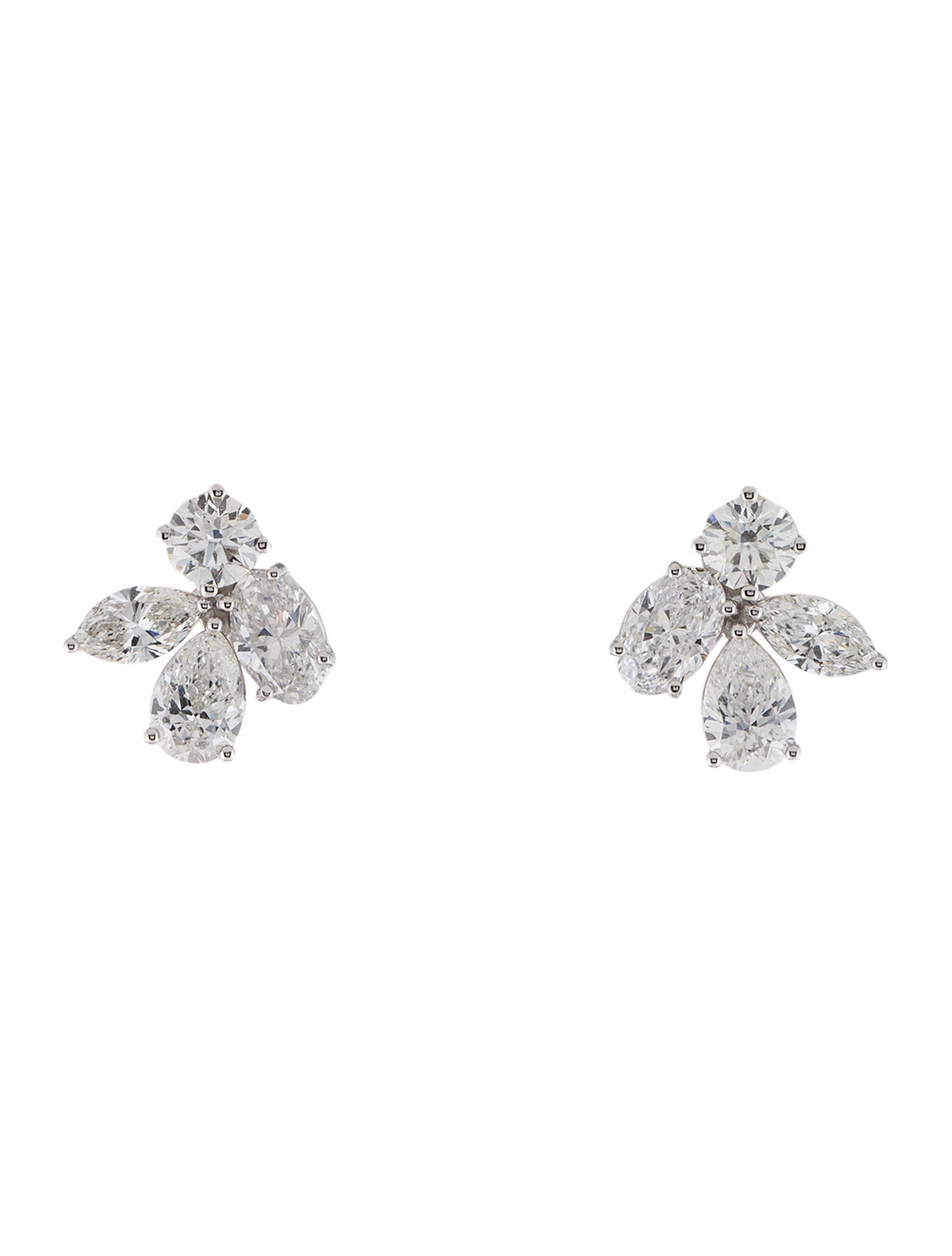 Daniella Design 18K 3.32ctw DIamond Stud Earrings