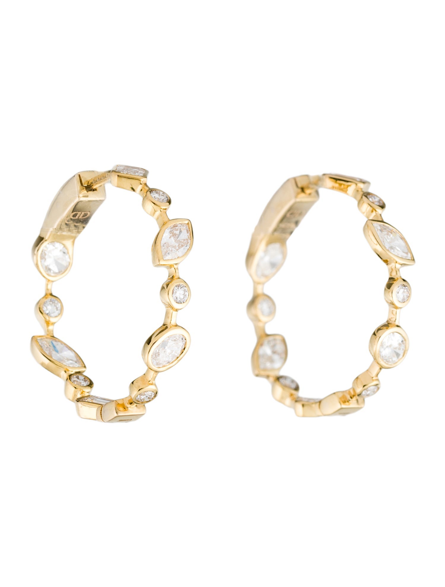 Daniella Design 18K 1.75ctw Diamond Hoop Earrings