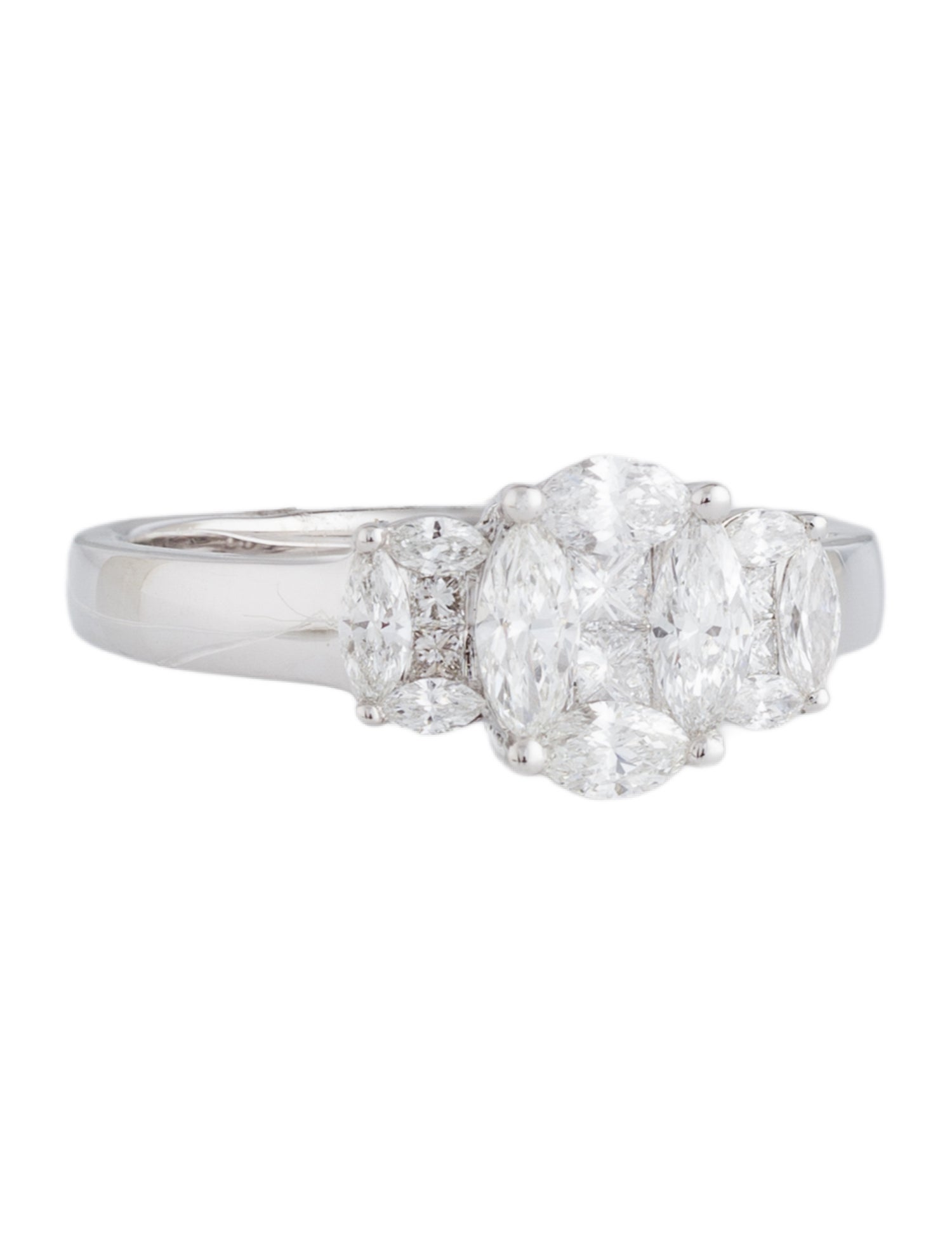 Daniella Design 18K Diamond Engagement Ring