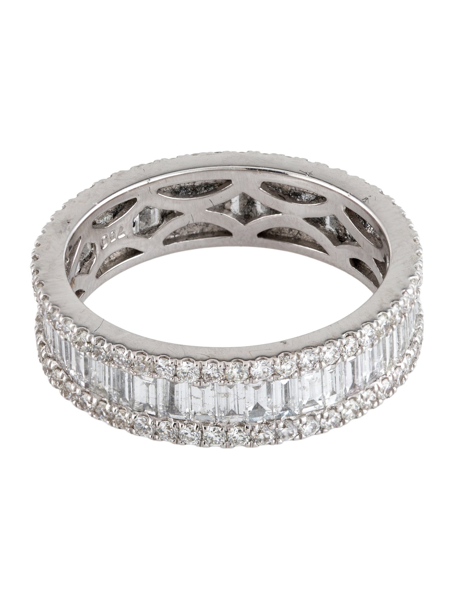 Daniella Design 18K 2.28ctw Diamond Eternity Band