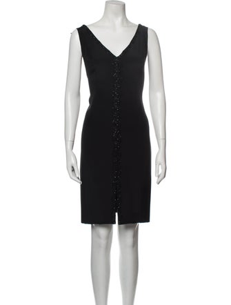 Donald Deal V-Neck Knee-Length Dress