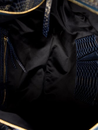 Devi Kroell Python Hobo