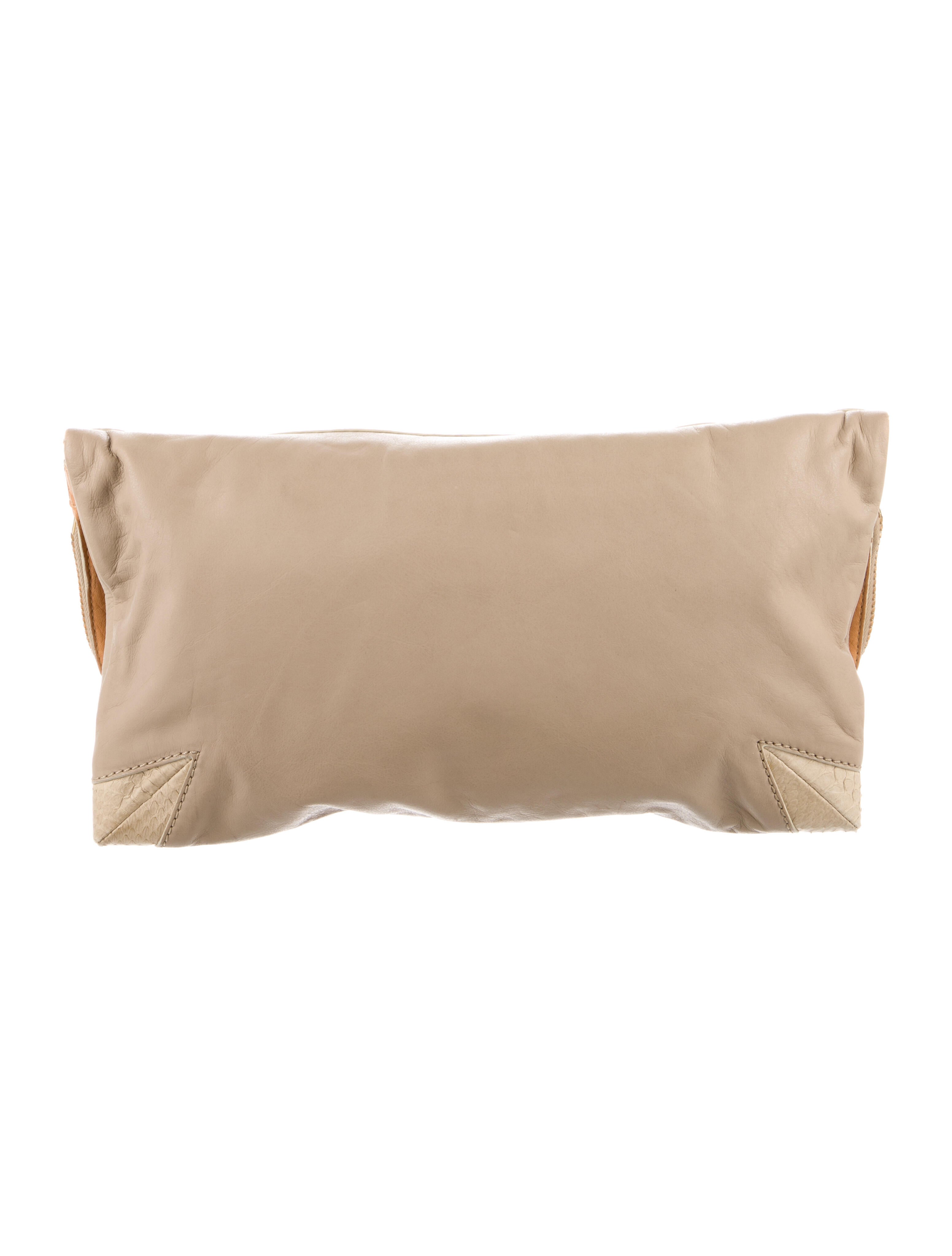 Devi Kroell Leather Clutch - Neutrals Clutches, Handbags - DEV22324 | The  RealReal