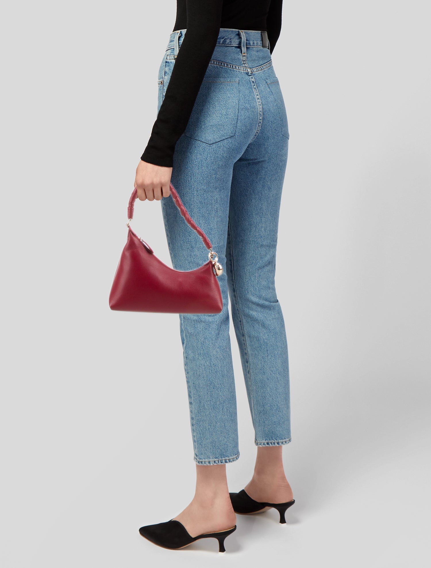 Aupen Leather Shoulder Bag