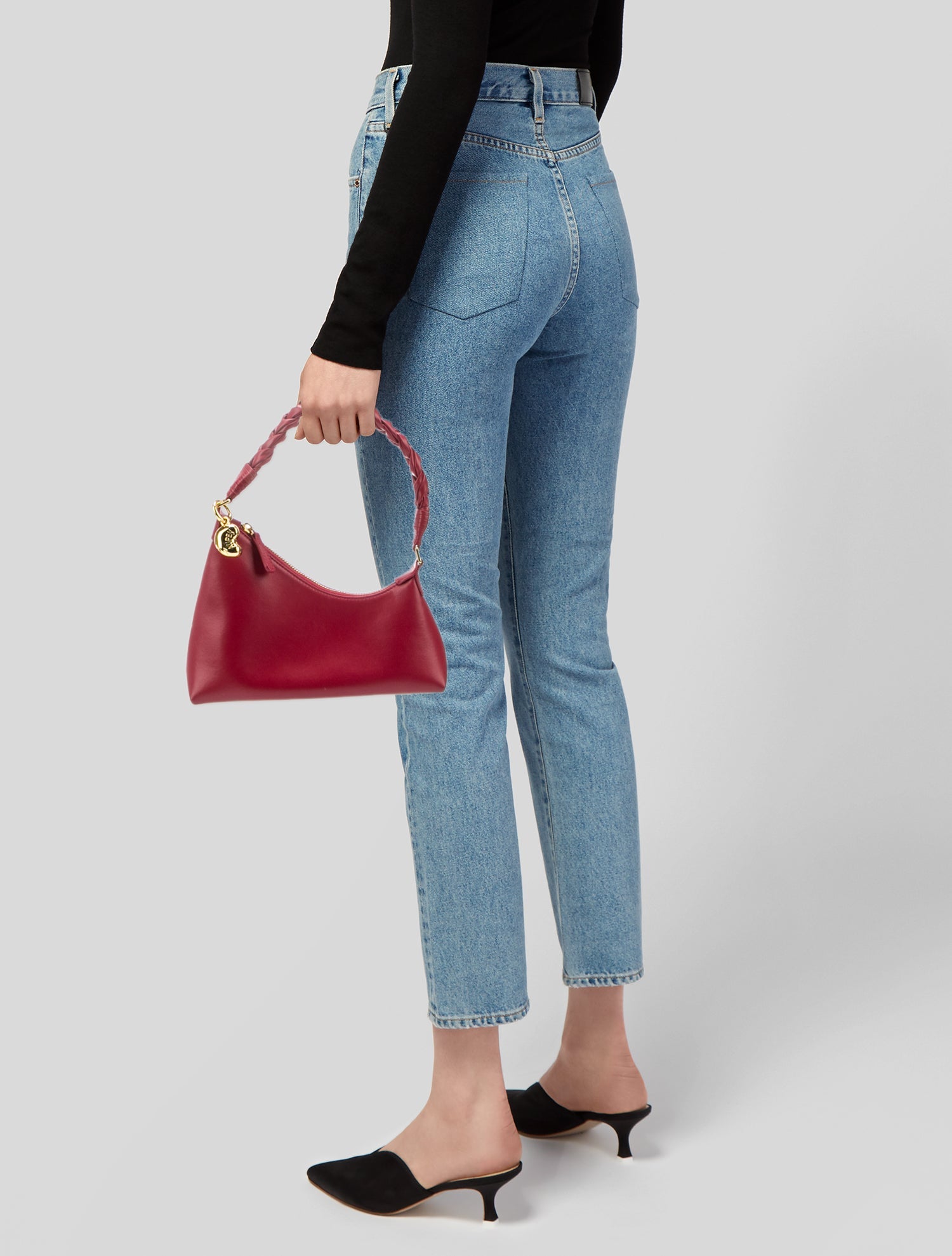 Aupen Leather Shoulder Bag