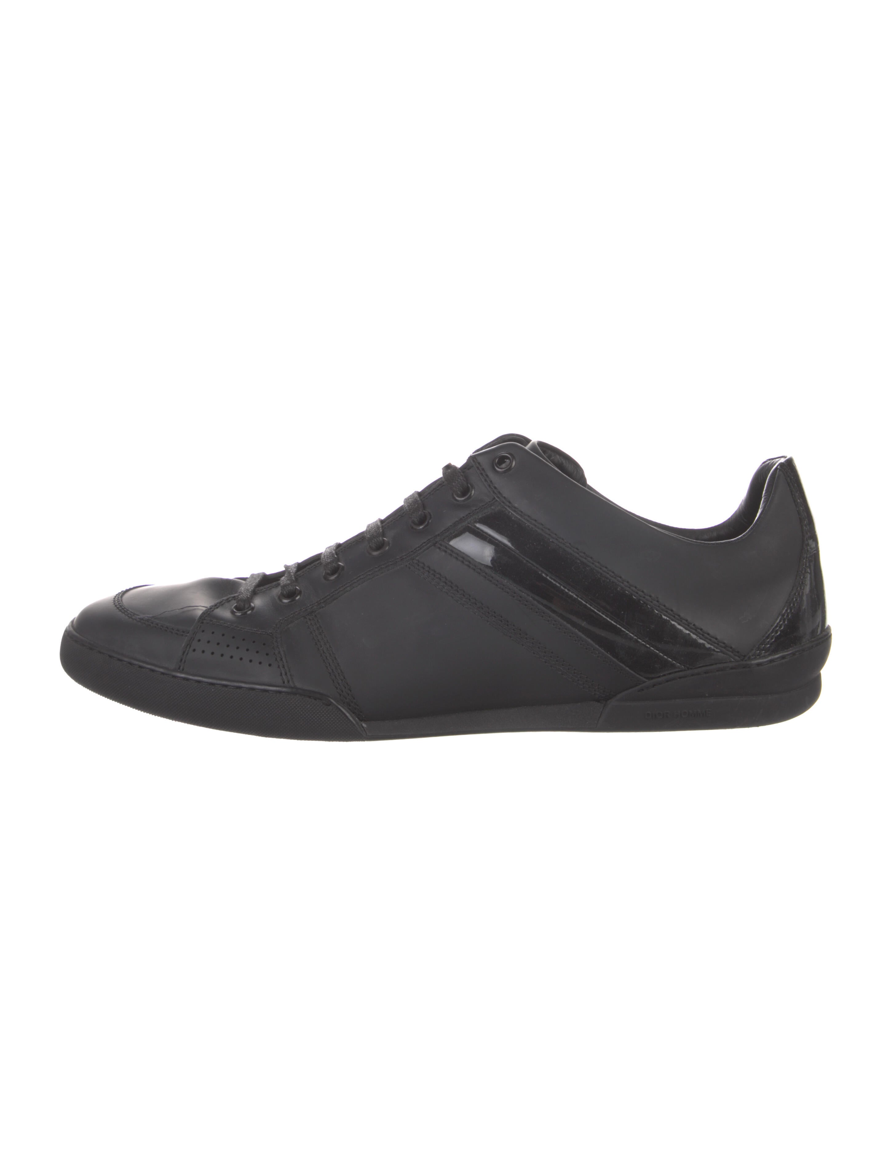 DIOR MEN Leather Sneakers - Black 