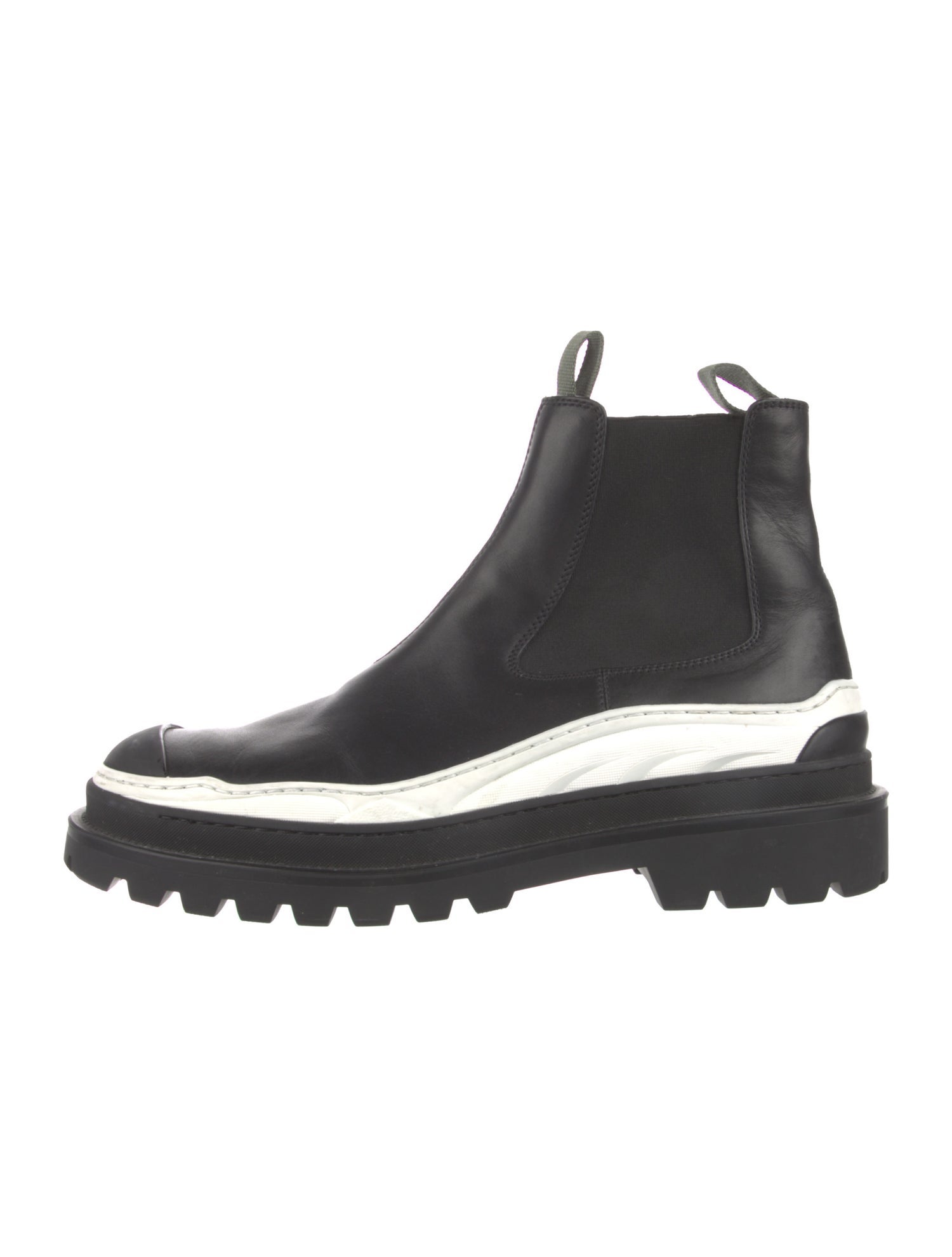 DIOR MEN x Sacai Leather Chelsea Boots