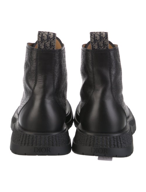 DIOR MEN 2023 Oblique Buffalo Lace-Up Ankle Combat Boots