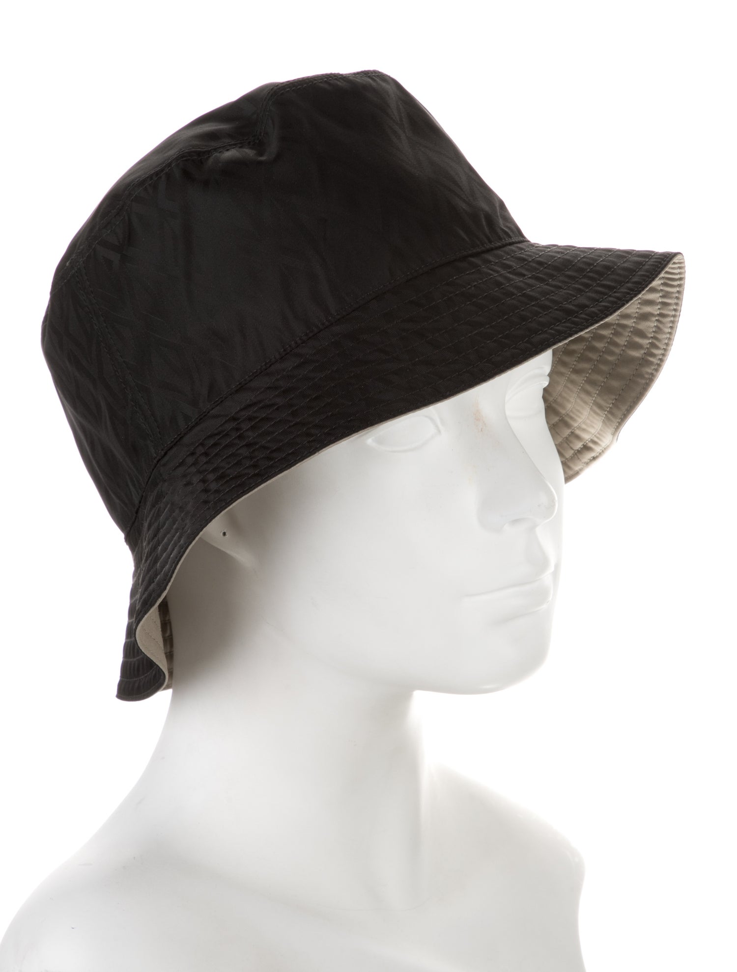 DIOR MEN Bucket Hat