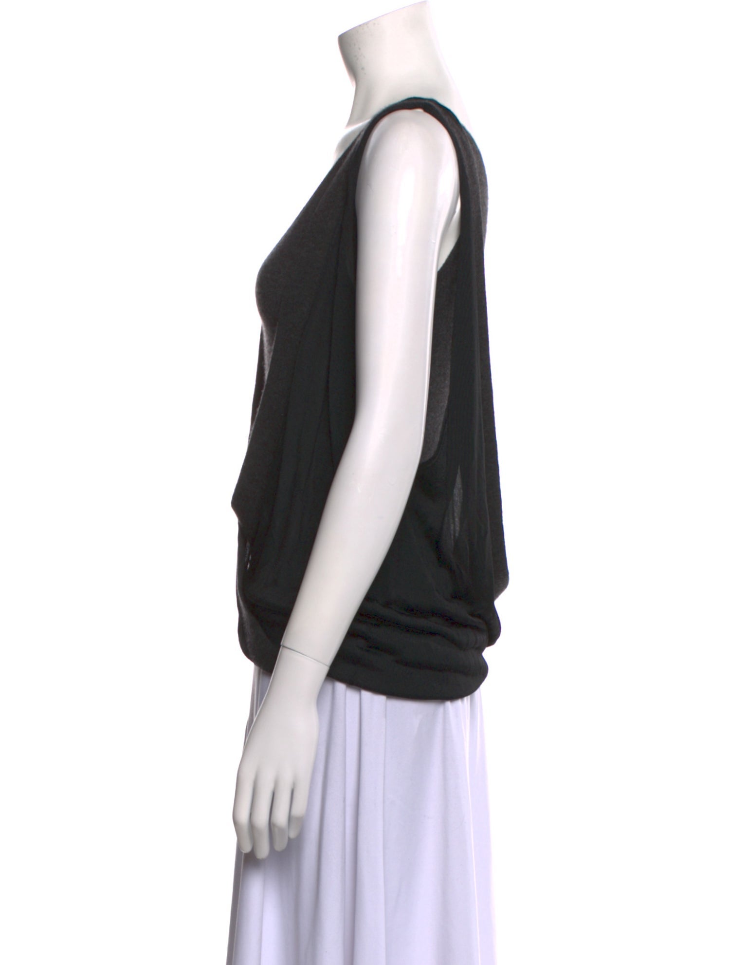 Donna Karan V-Neck Sleeveless Top