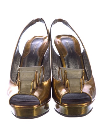 Donna Karan Patent Leather Slingback Pumps