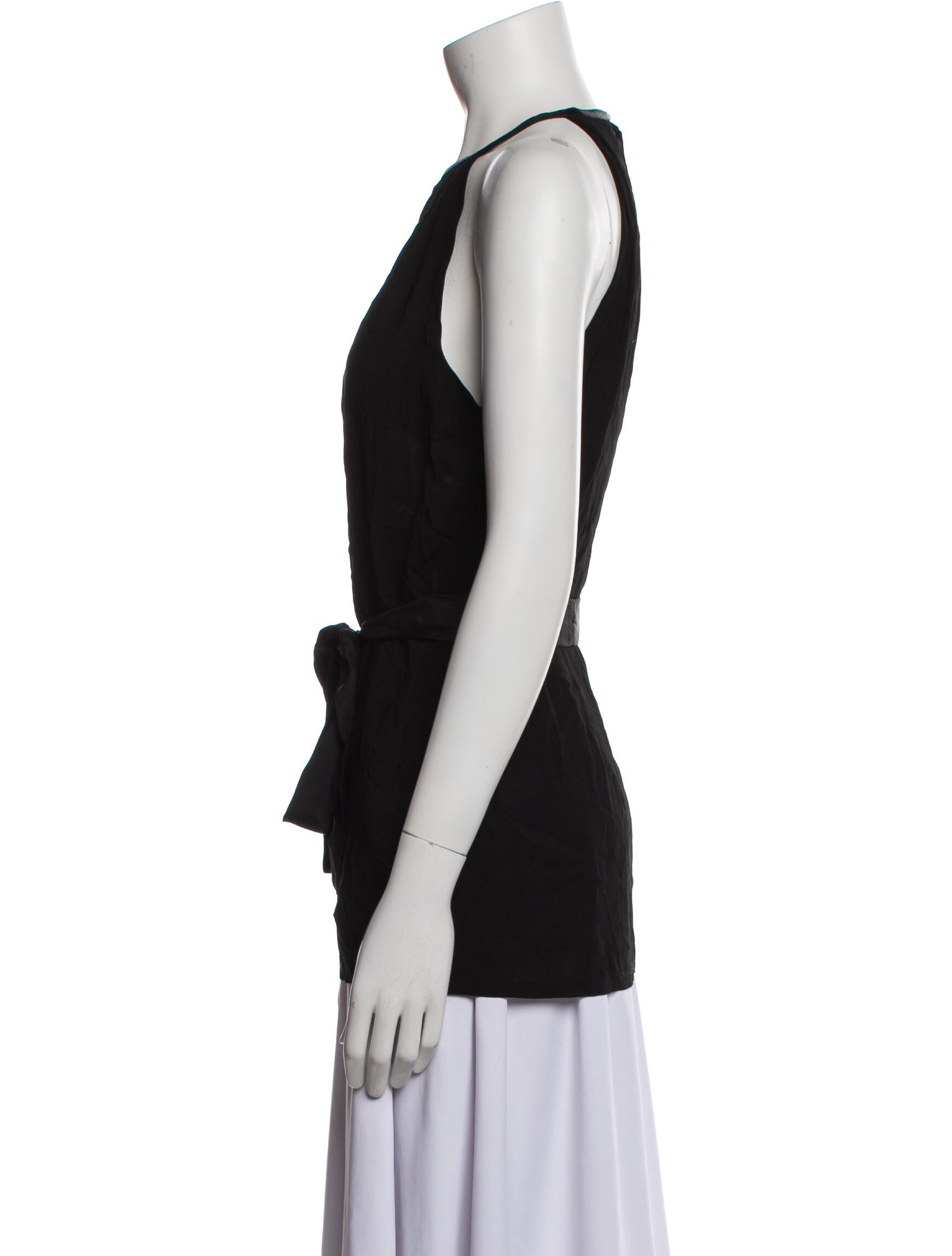 Donna Karan Halterneck Sleeveless Top