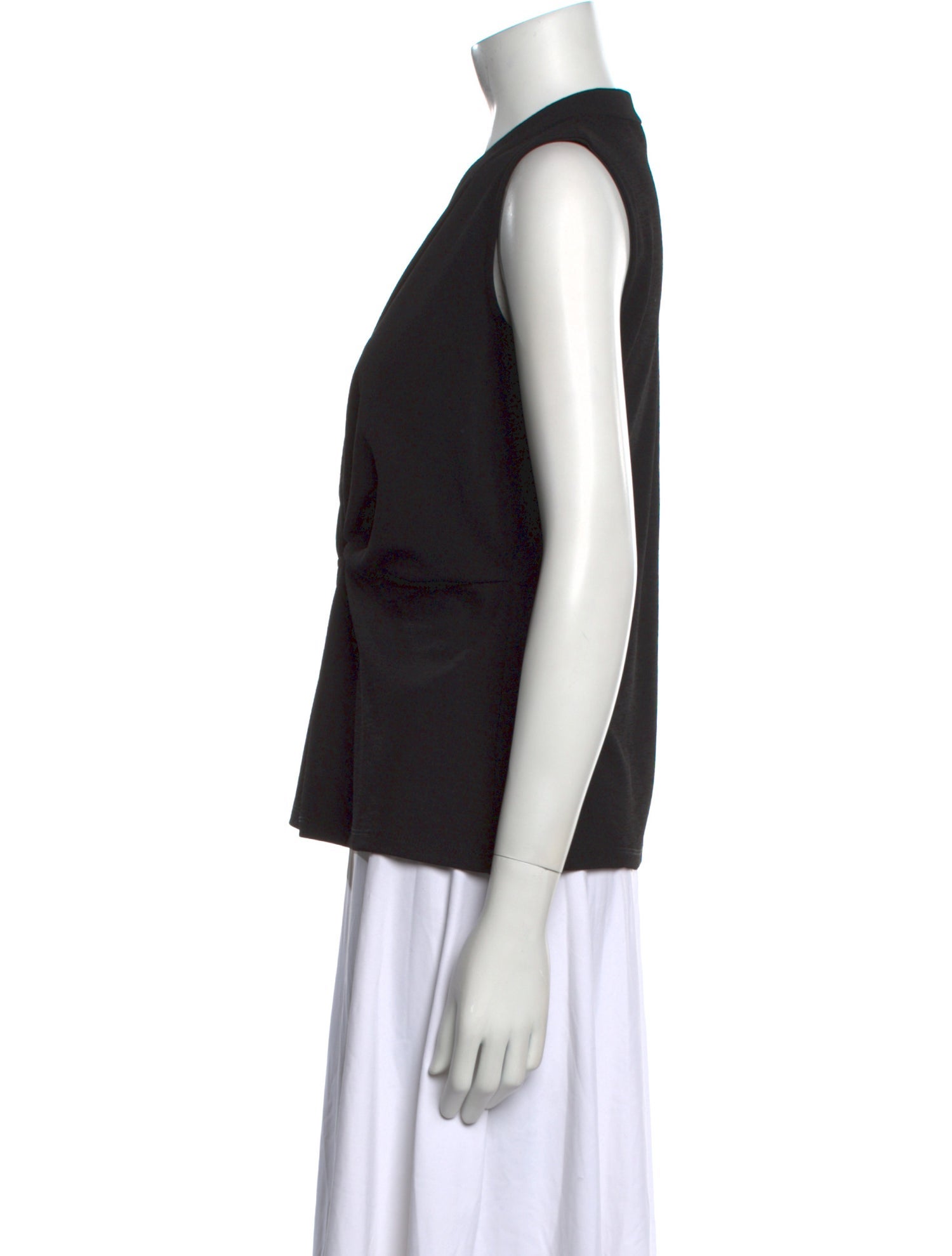 Donna Karan V-Neck Sleeveless Top