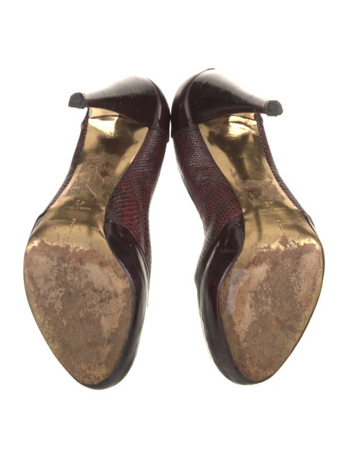 Donna Karan Leather Printed Pumps