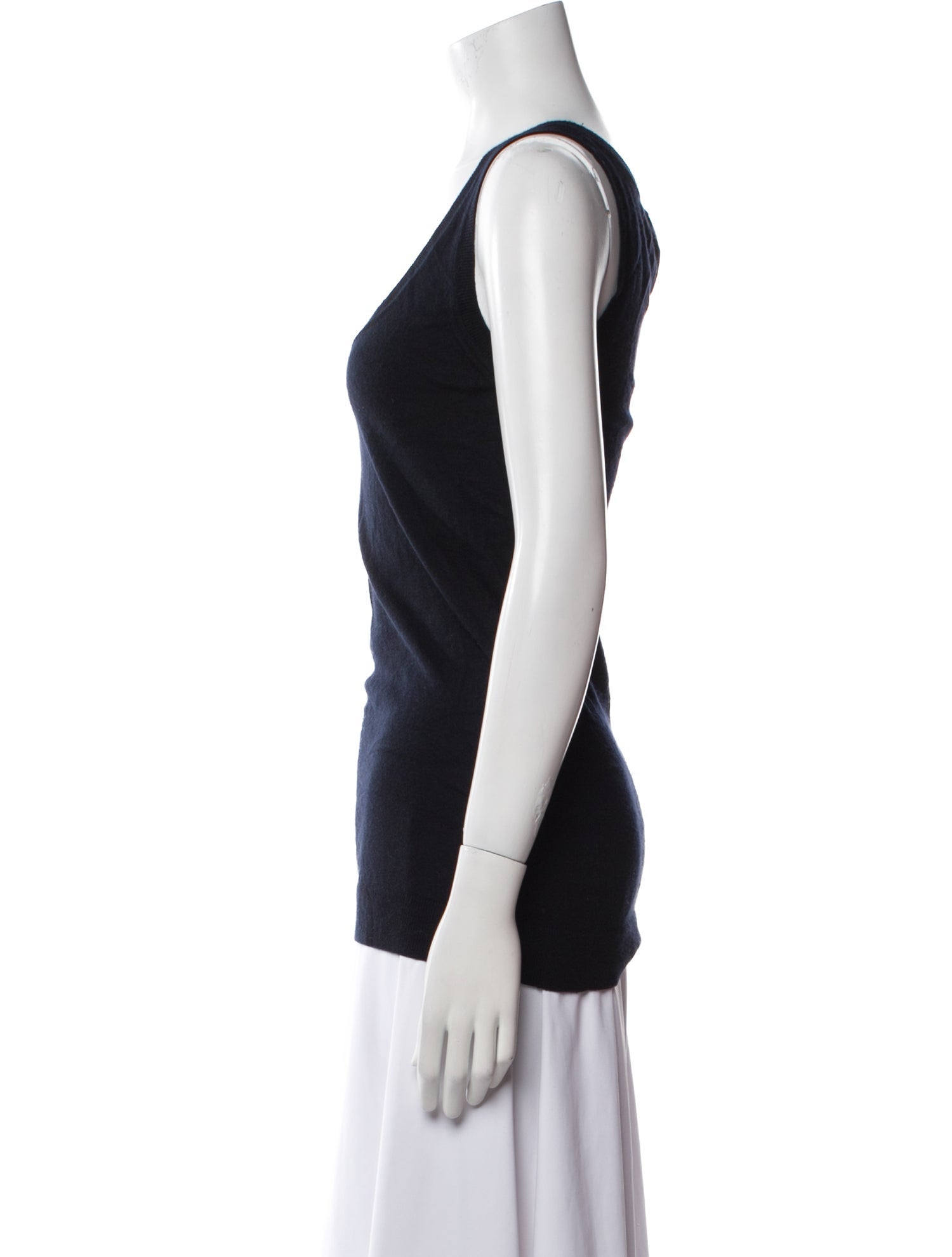 Donna Karan Scoop Neck Sleeveless Top