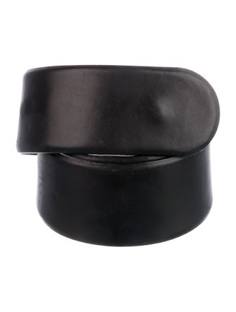 Donna Karan Leather Belt Kit