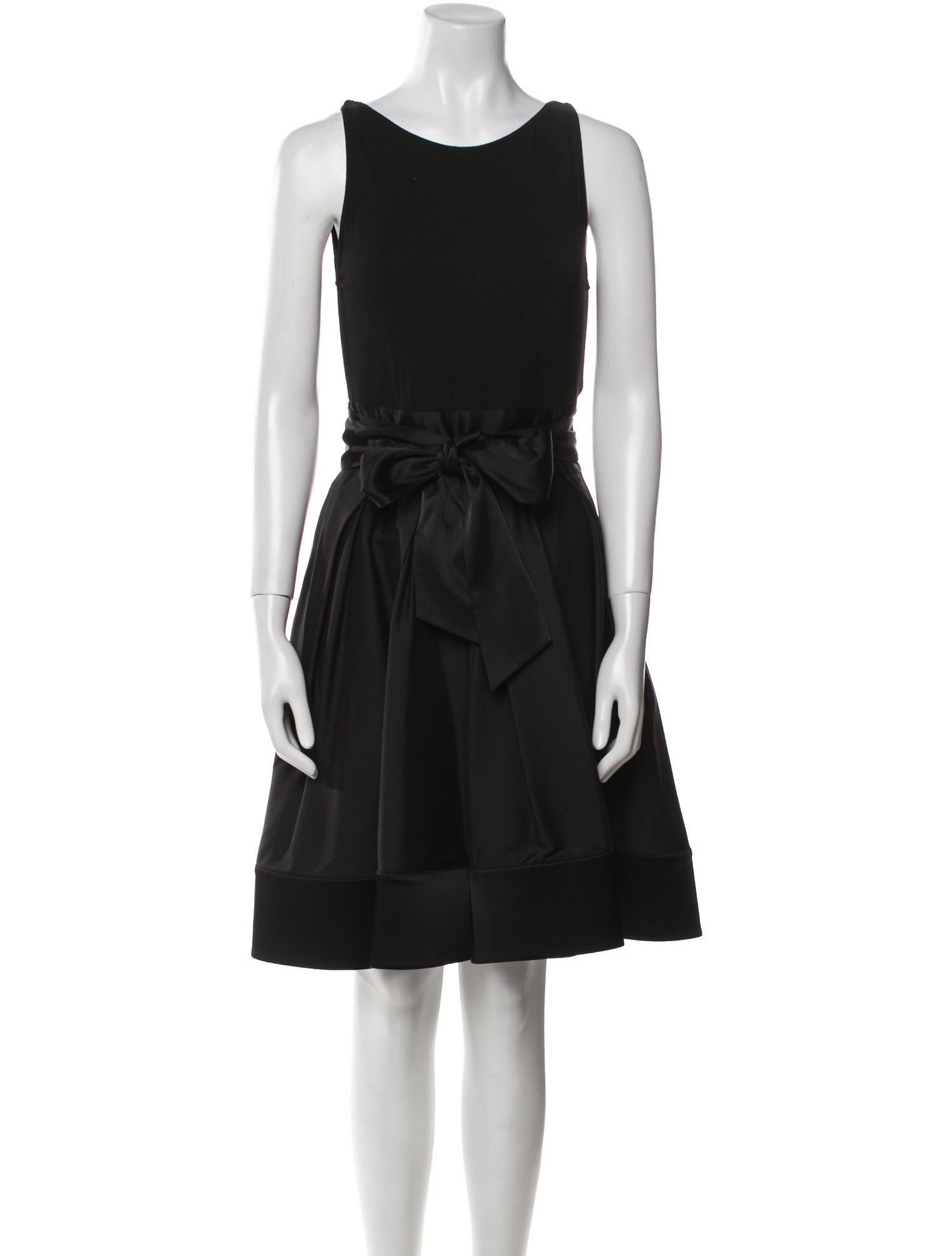 Donna Karan Scoop Neck Knee-Length Dress