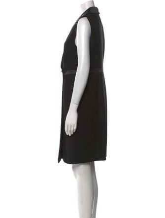 Donna Karan V-Neck Knee-Length Dress