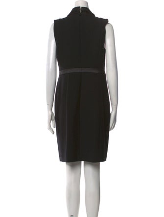Donna Karan V-Neck Knee-Length Dress