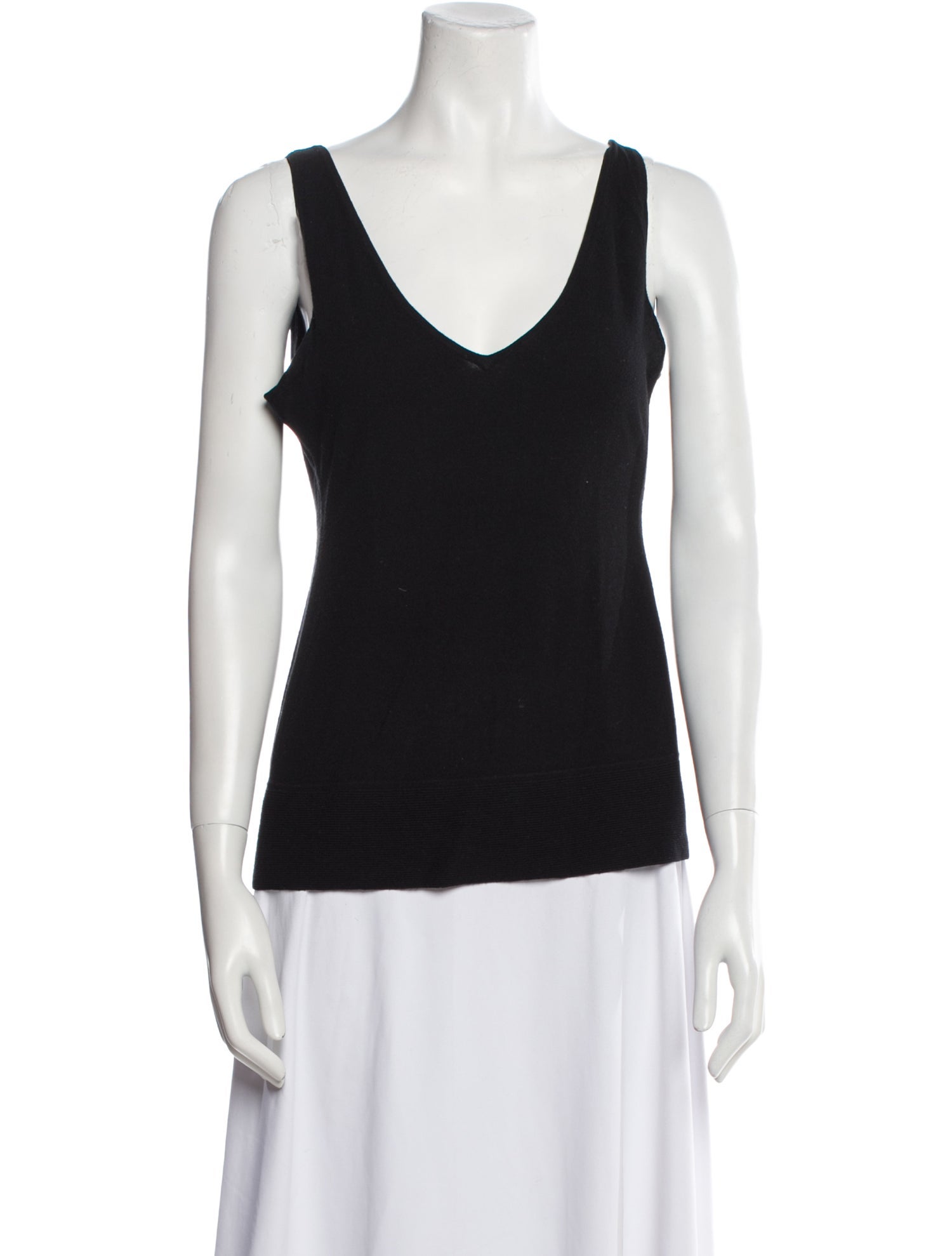 Donna Karan Scoop Neck Sleeveless Top